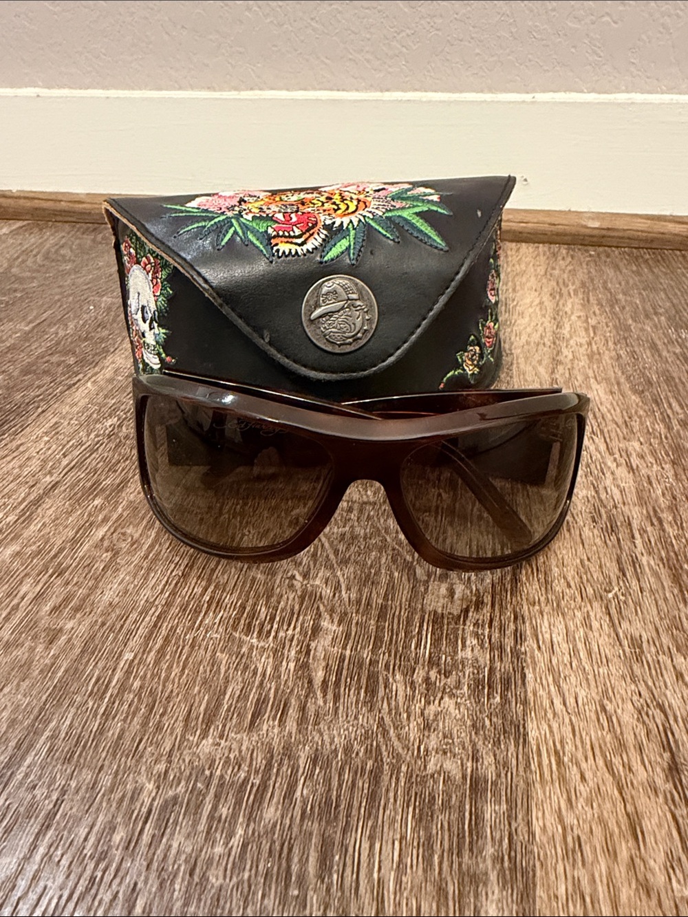Ed Hardy Brown Gradient Oversized Sunglasses with Embroidered Black Case
